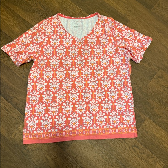 Floral Pink and White Short Sleeve Top - Picture 2 of 5